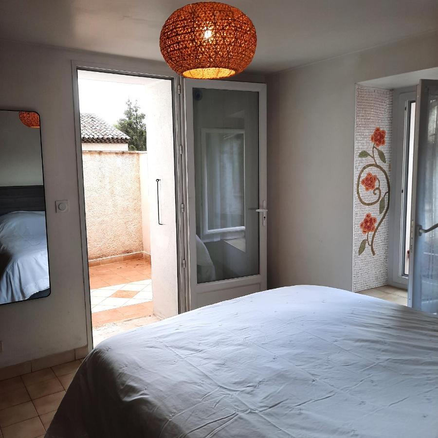 Campaneta Apartment Saint-Martin-de-Brômes Exterior photo